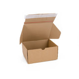 Postdoosje met plakstrip bruin, gesloten