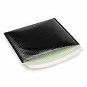 Zwarte plastic luchtkussenenvelop, 80% gerecycled